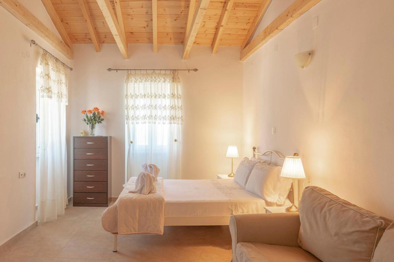 Emilios Stone House Villa Gaios Exterior photo